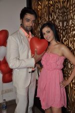 Shilpa Anand celebrate Valentine Day with Akash in Mumbai on 13th Feb 2013 (34).JPG